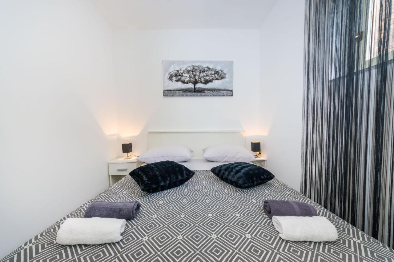 Apartman Nino Novigrad  Exterior foto