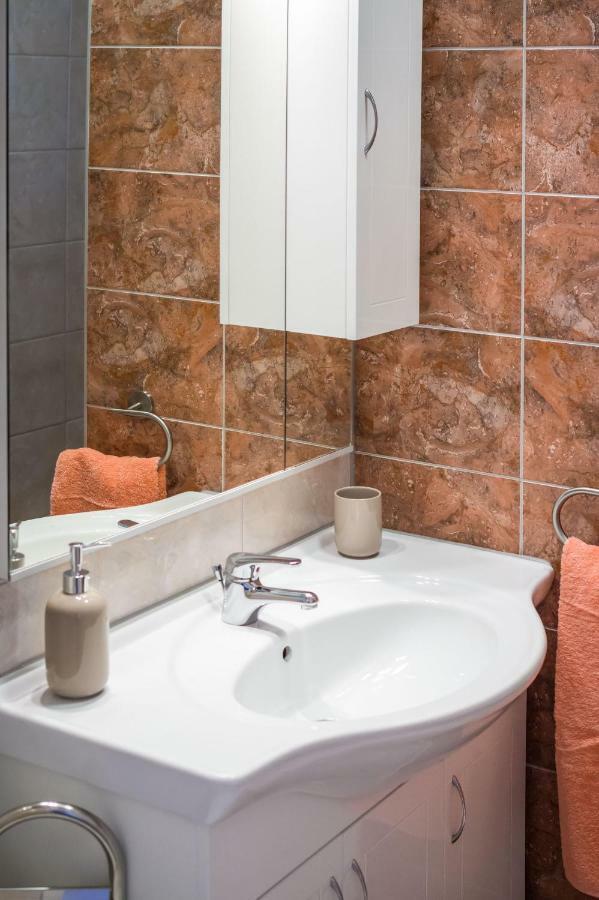 Apartman Nino Novigrad  Exterior foto